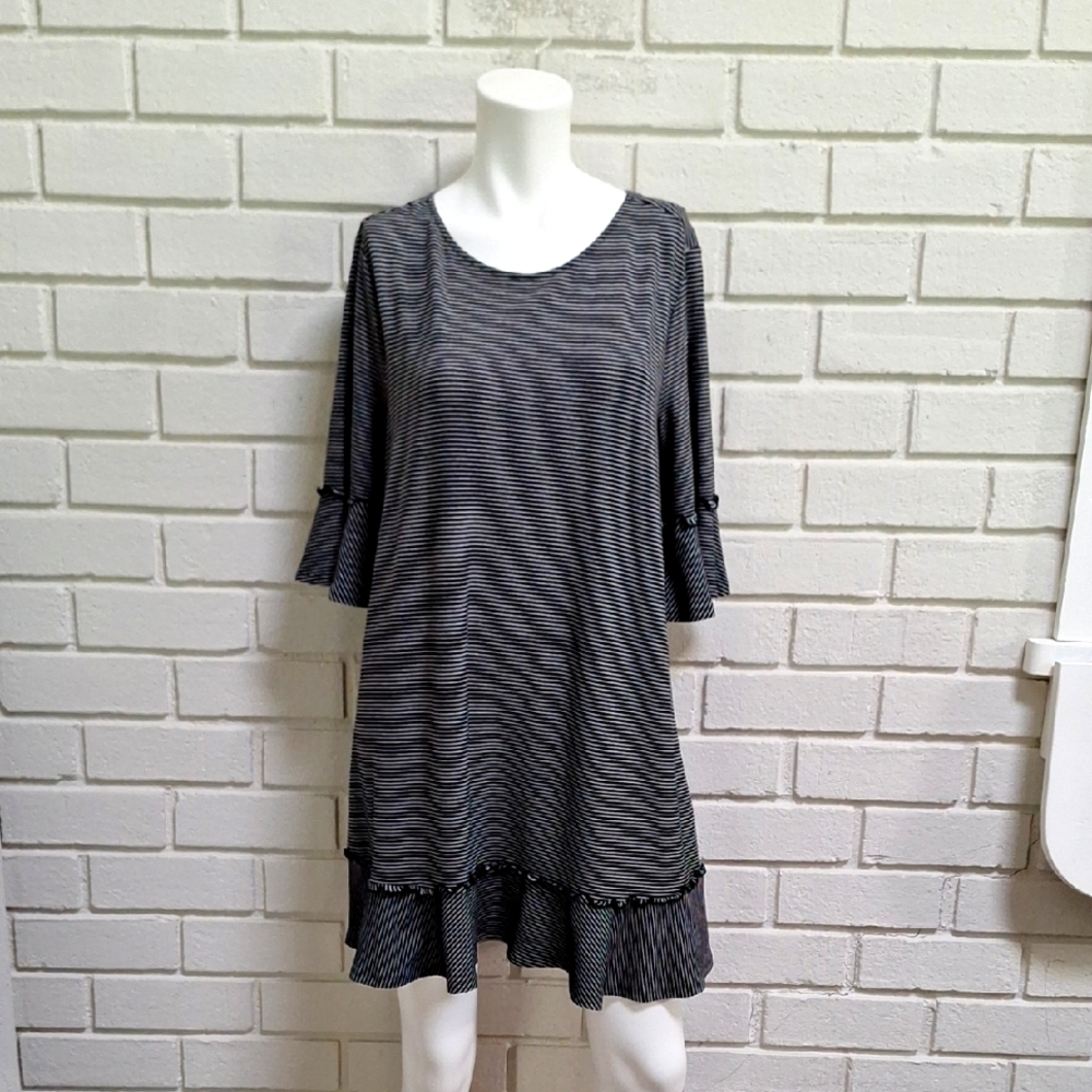 Lauren Conrad Striped Black and Gray Boho Vibes Mini Dress. Size Large